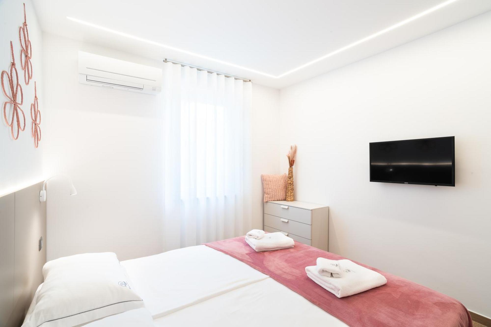 Lux Dolce Vista Apartment - ポルトローシュ エクステリア 写真